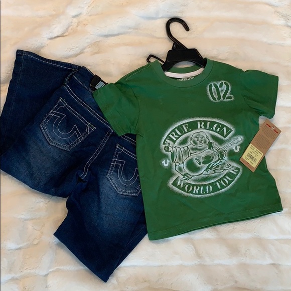 True Religion 3T set - Picture 1 of 7